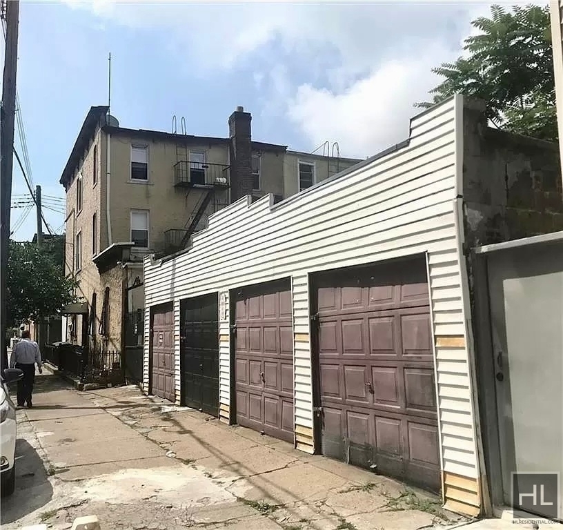 605 Liberty Avenue - Photo 10
