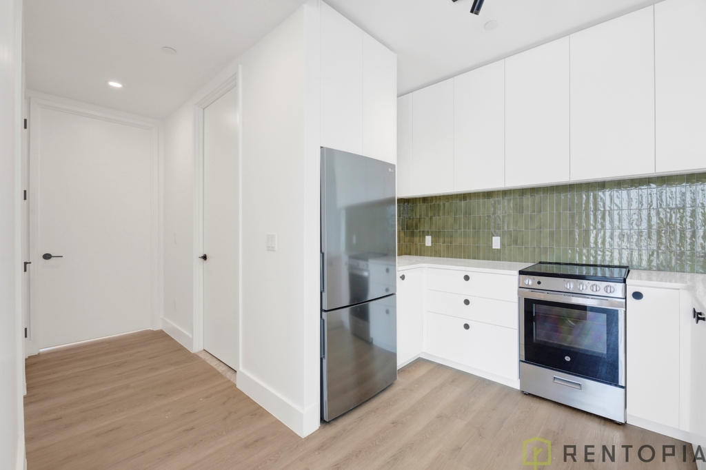 60 Cedar Street - Photo 3
