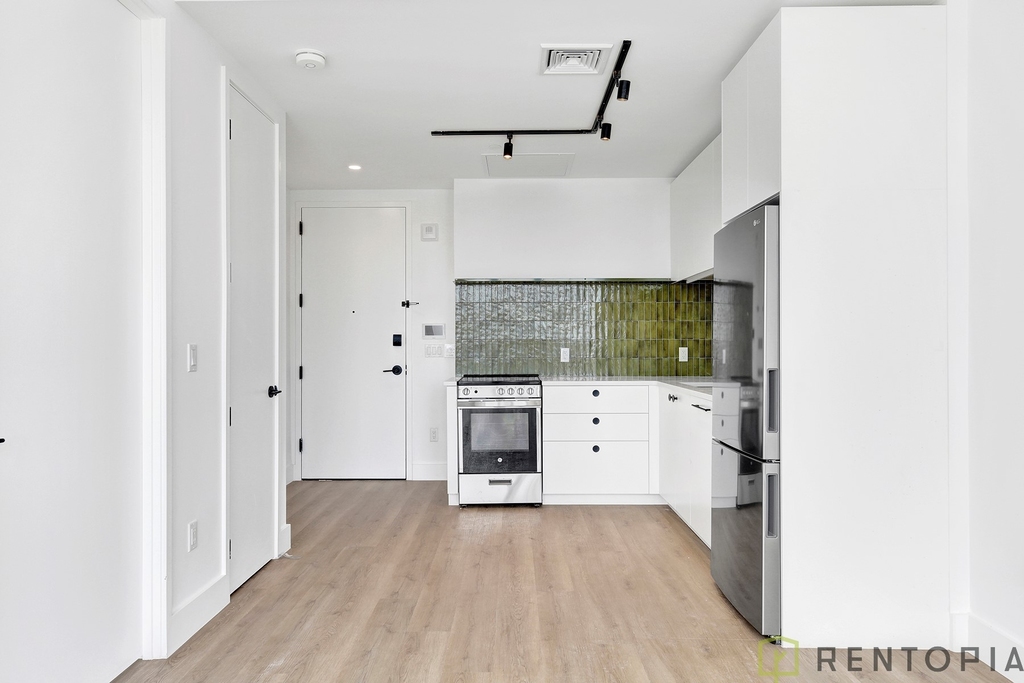 60 Cedar Street - Photo 0