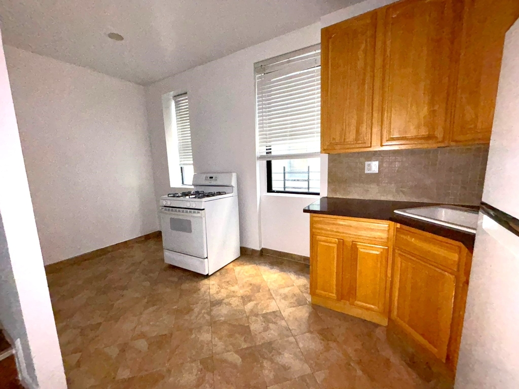 21-16 35th Street - Photo 1