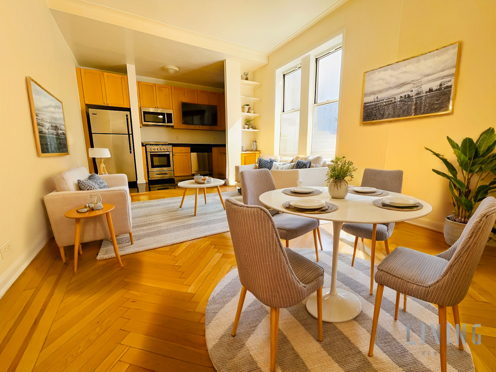 117 West 13th Street - Photo 0