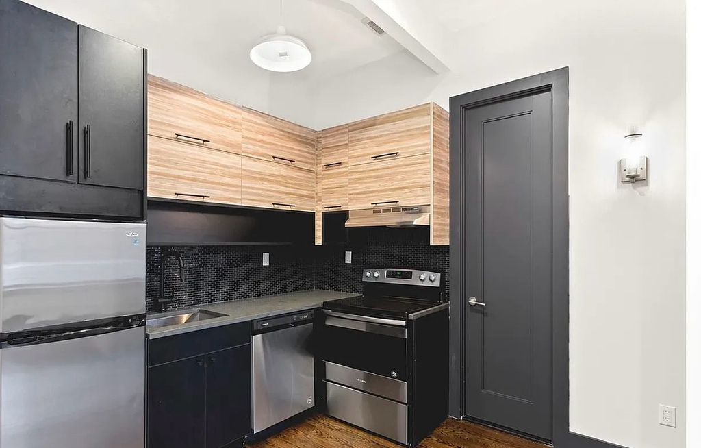 42 West 126th Street - Photo 3