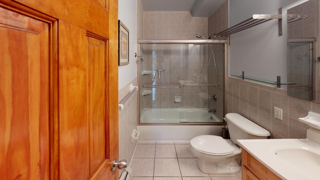 67-08 exeter street - Photo 15