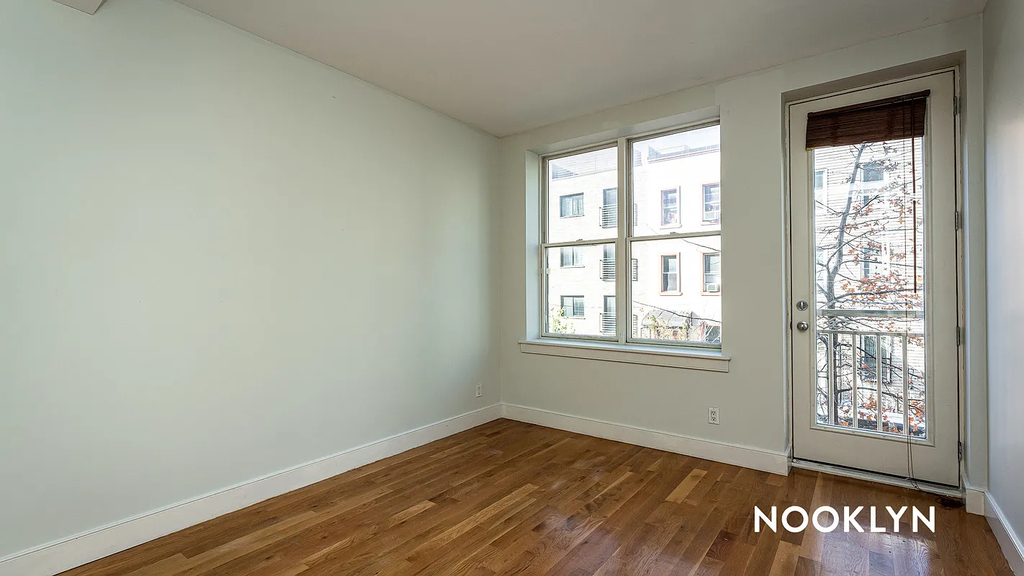 28 Fayette Street - Photo 8