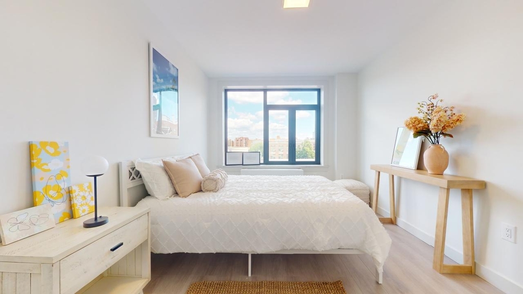 63-68 Austin Street - Photo 11