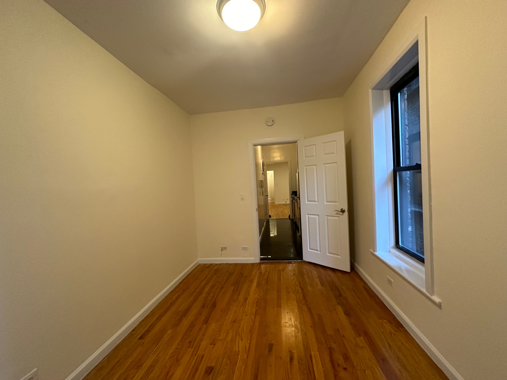 152 East 84th Street - Photo 7