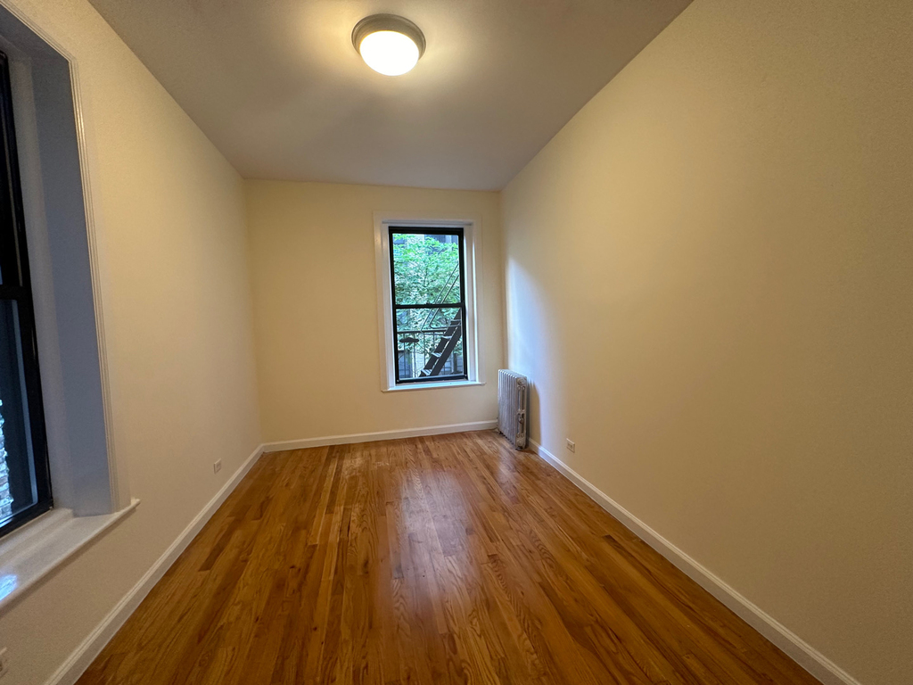152 East 84th Street - Photo 6