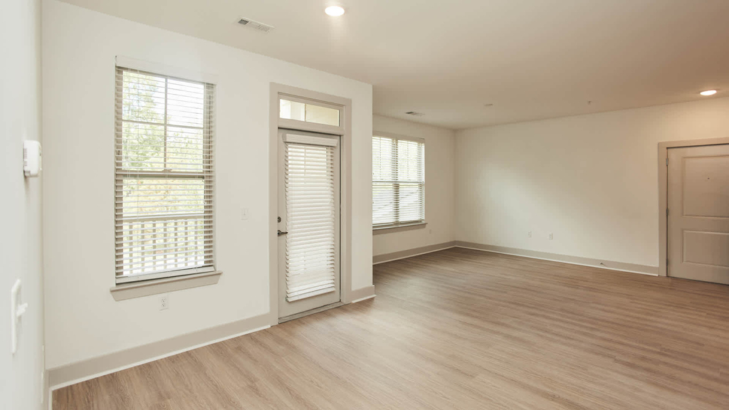 4416 Holly Springs Parkway - Photo 10