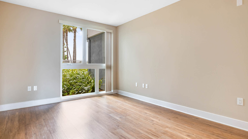 13900 Fiji Way - Photo 17