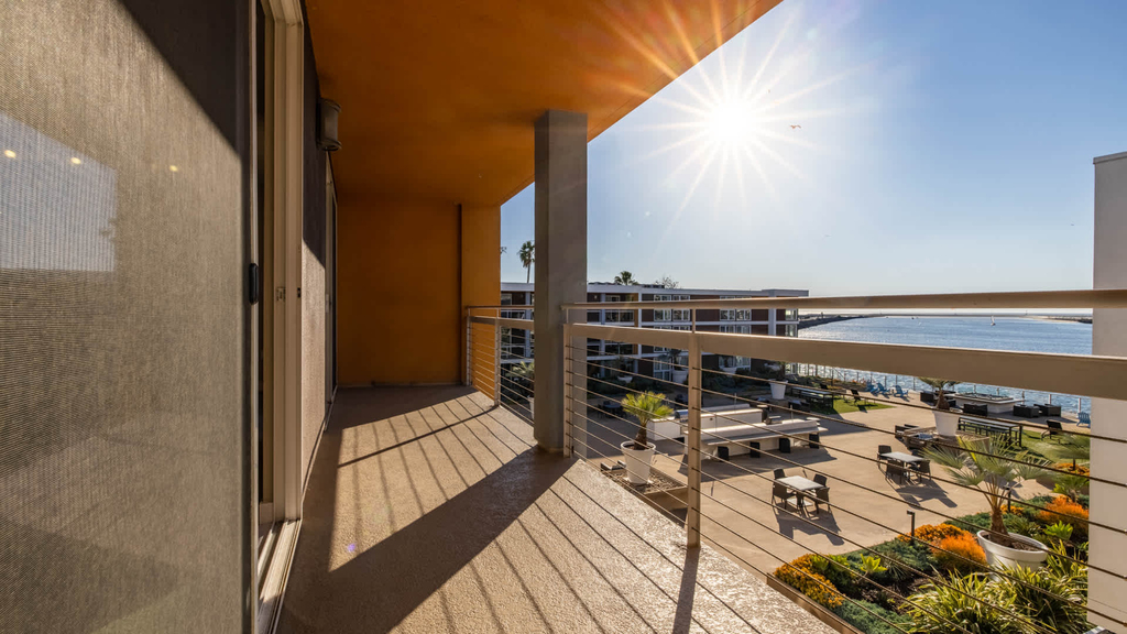 13900 Fiji Way - Photo 10