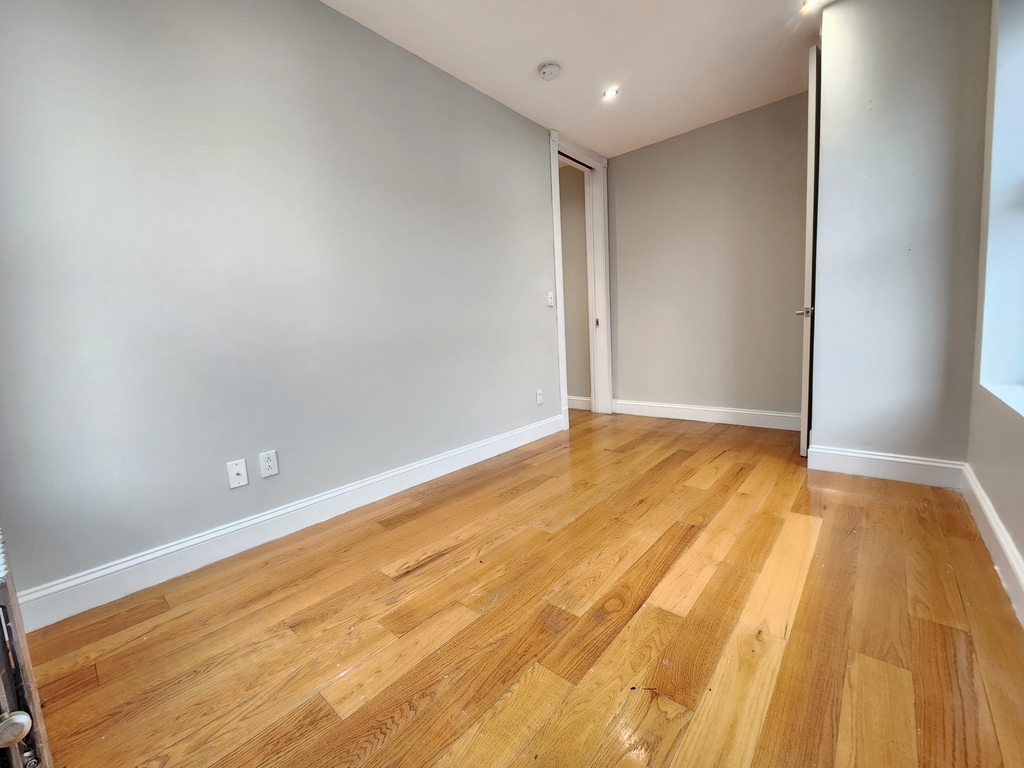 815 West 180th Street - Photo 3