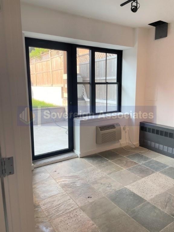 11 Cooper Street - Photo 0
