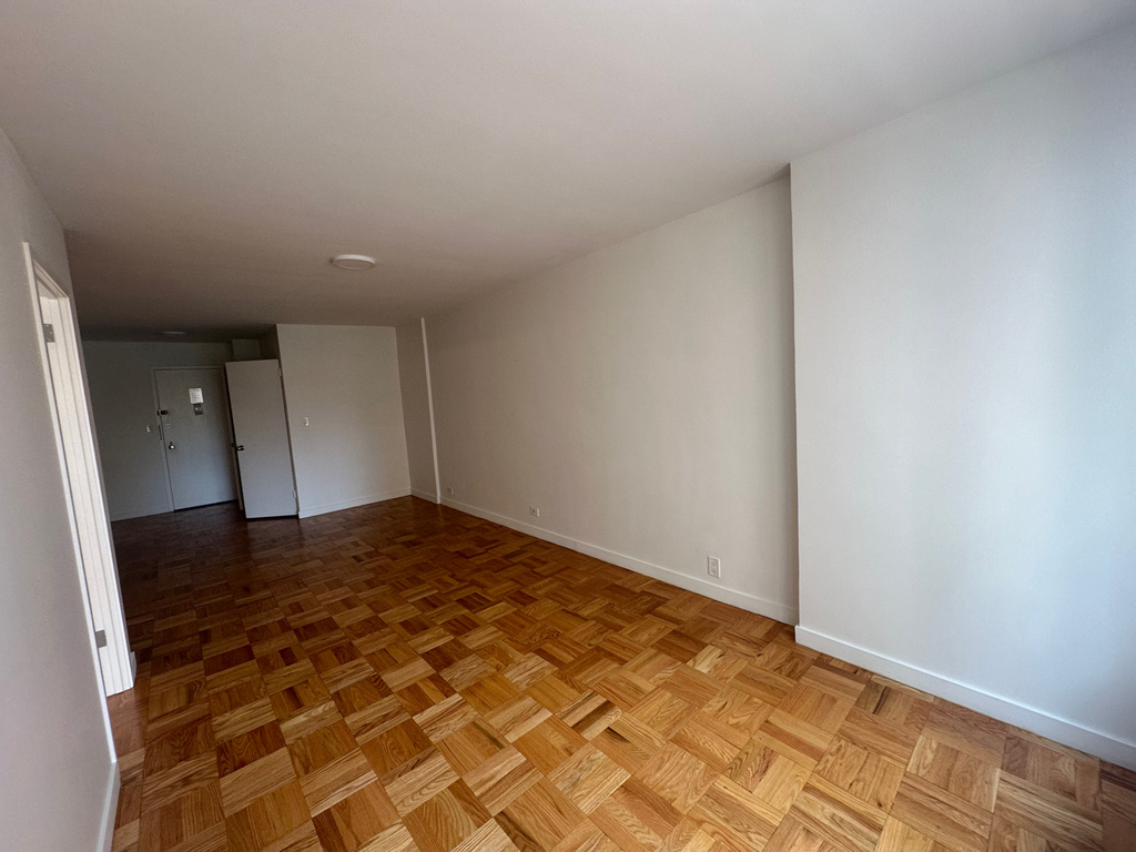 145 4th Avenue - Photo 1