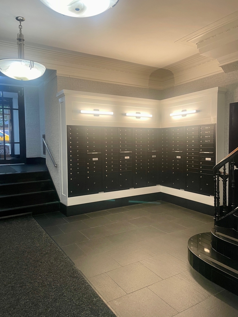West 55th St / 7th Avenue - Photo 6