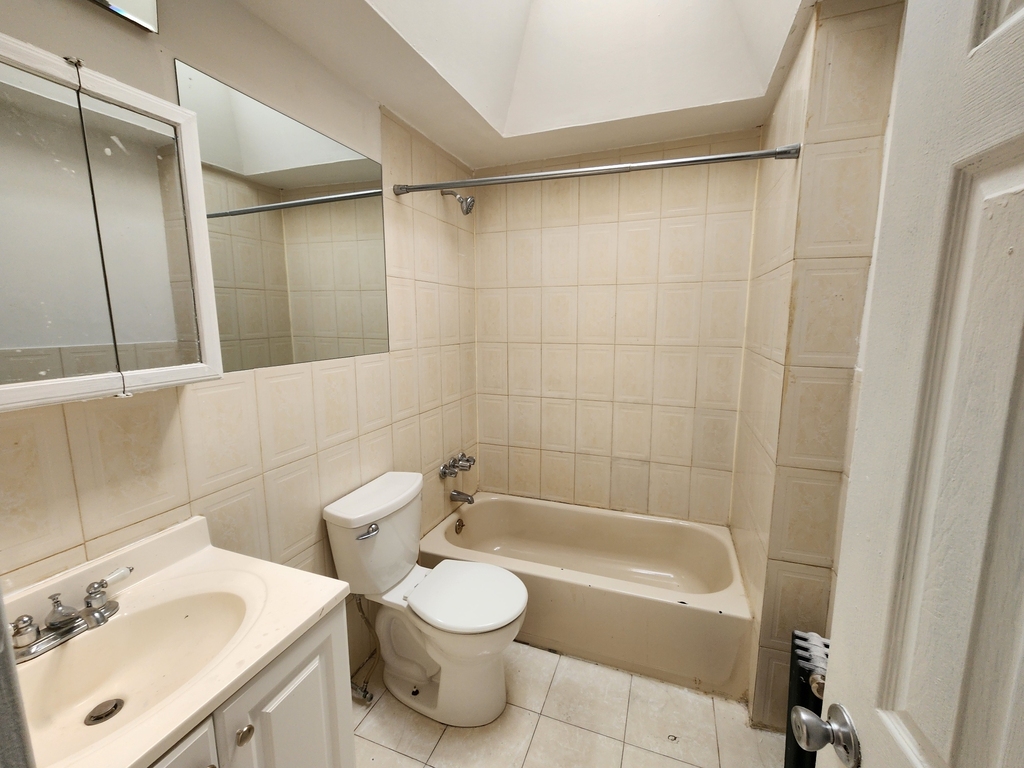 72-6 Austin Street - Photo 10