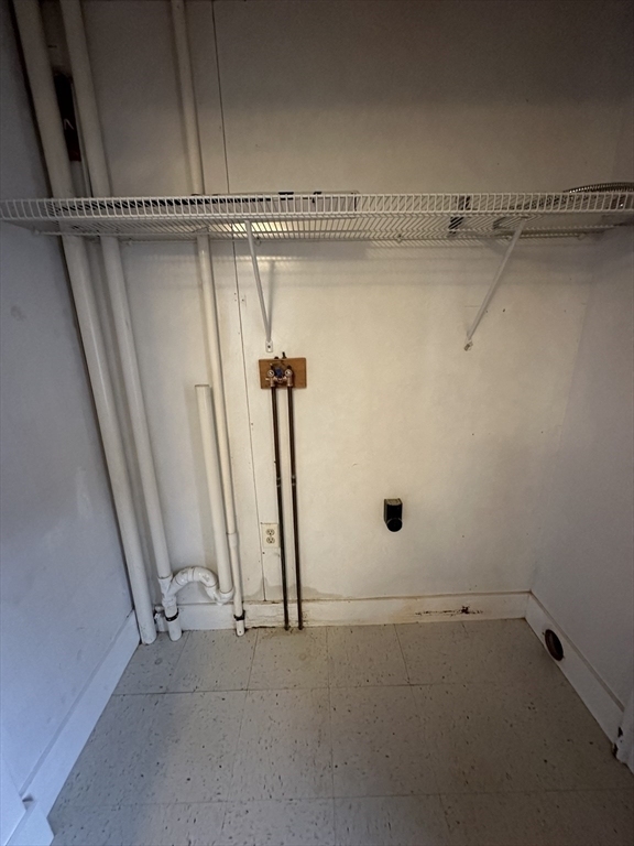 9 Kosmas St - Photo 12