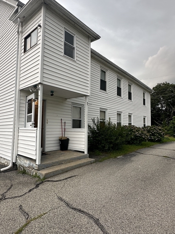 9 Kosmas St - Photo 1