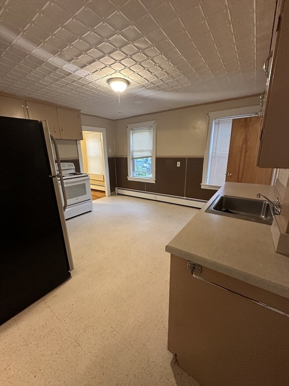 9 Kosmas St - Photo 11