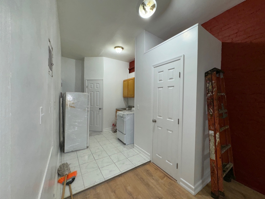 307 East 119th Street - Photo 4