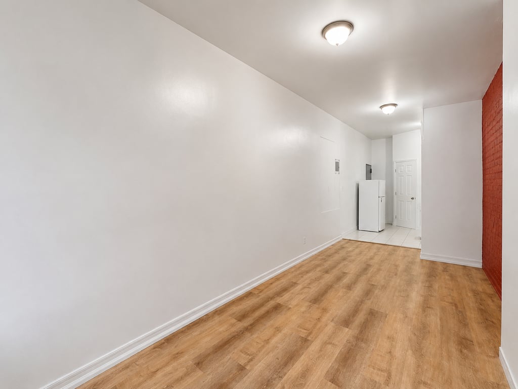 307 East 119th Street - Photo 6