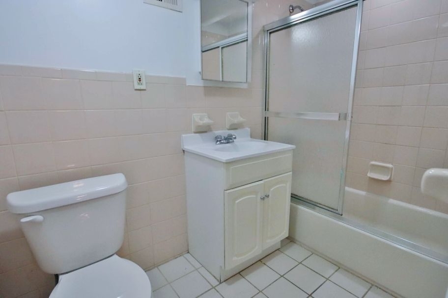East 5th Street - Photo 1