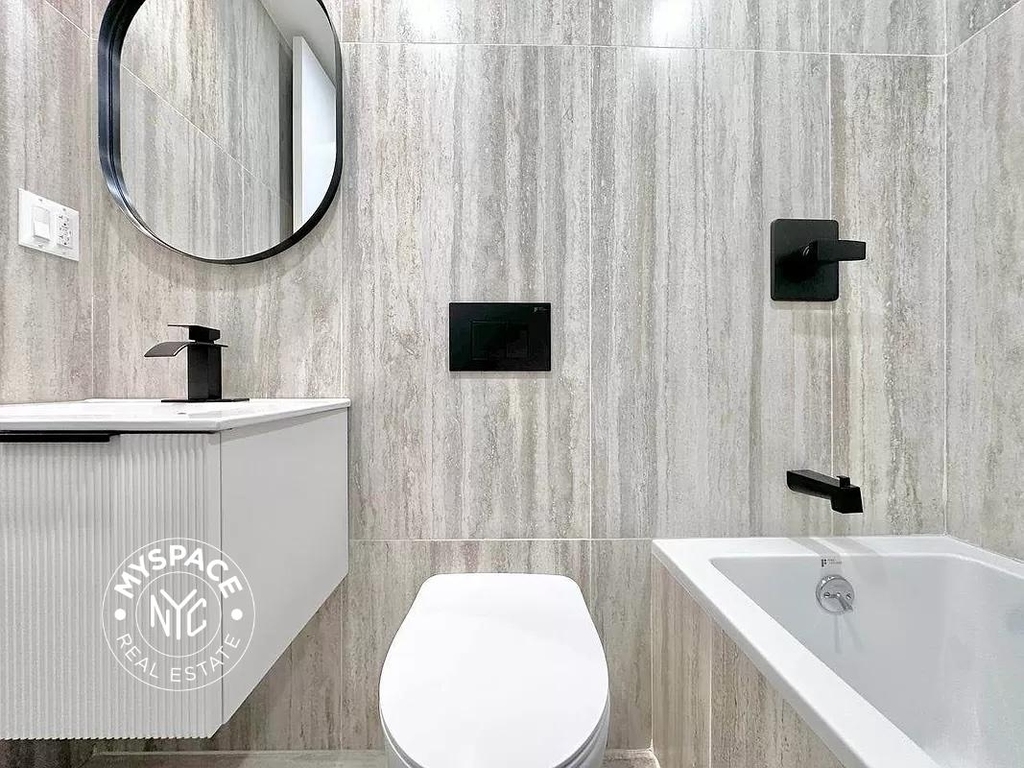 329 East 52nd Street - Photo 6