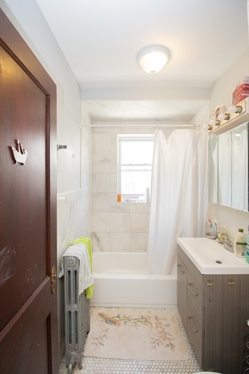 55 Franklin St - Photo 3