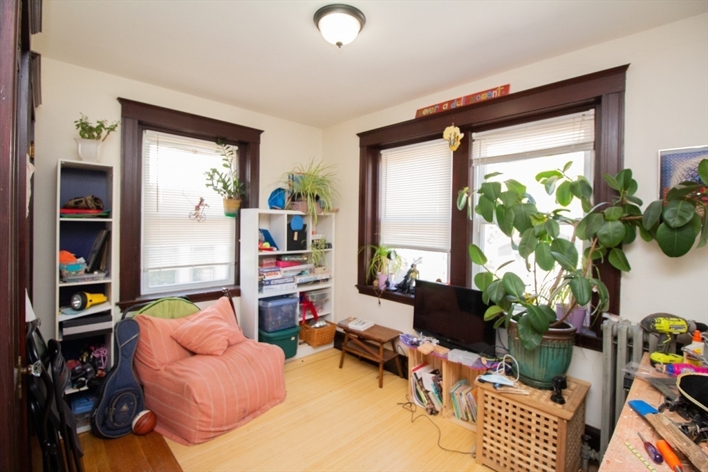 55 Franklin St - Photo 4