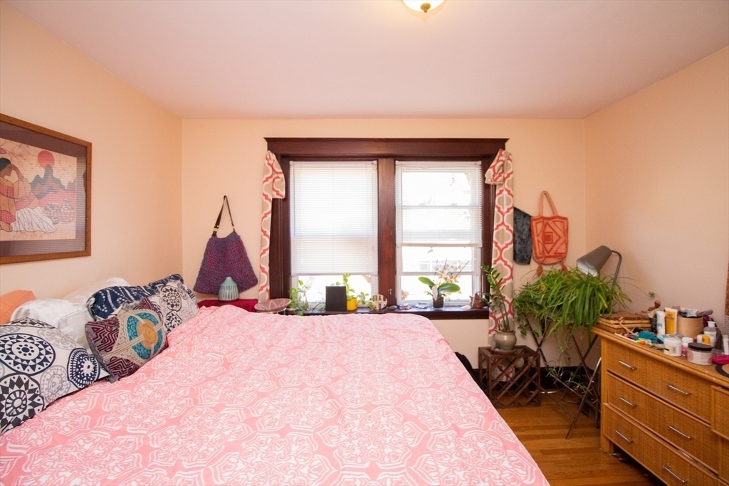 55 Franklin St - Photo 7