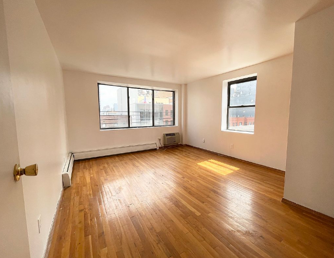 1425 York Avenue - Photo 0