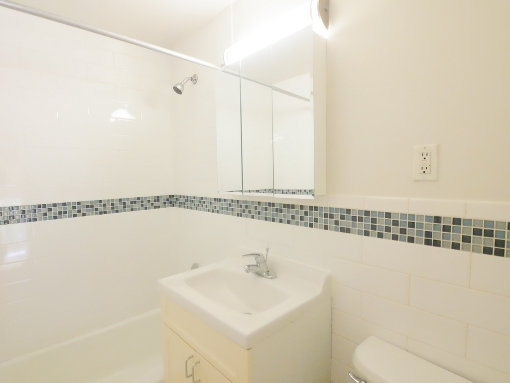 151 Lexington Avenue - Photo 14