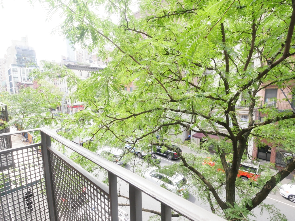 151 Lexington Avenue - Photo 6