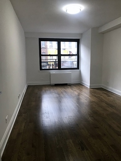 East 82nd Street by 3rd Avenue - Photo 2