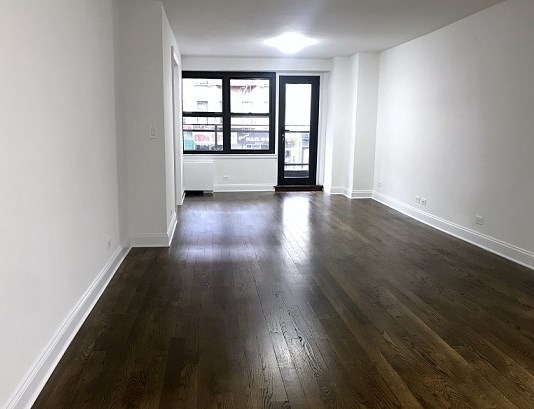 East 82nd Street by 3rd Avenue - Photo 0