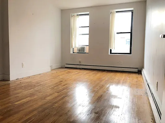 1044 Putnam Avenue - Photo 2
