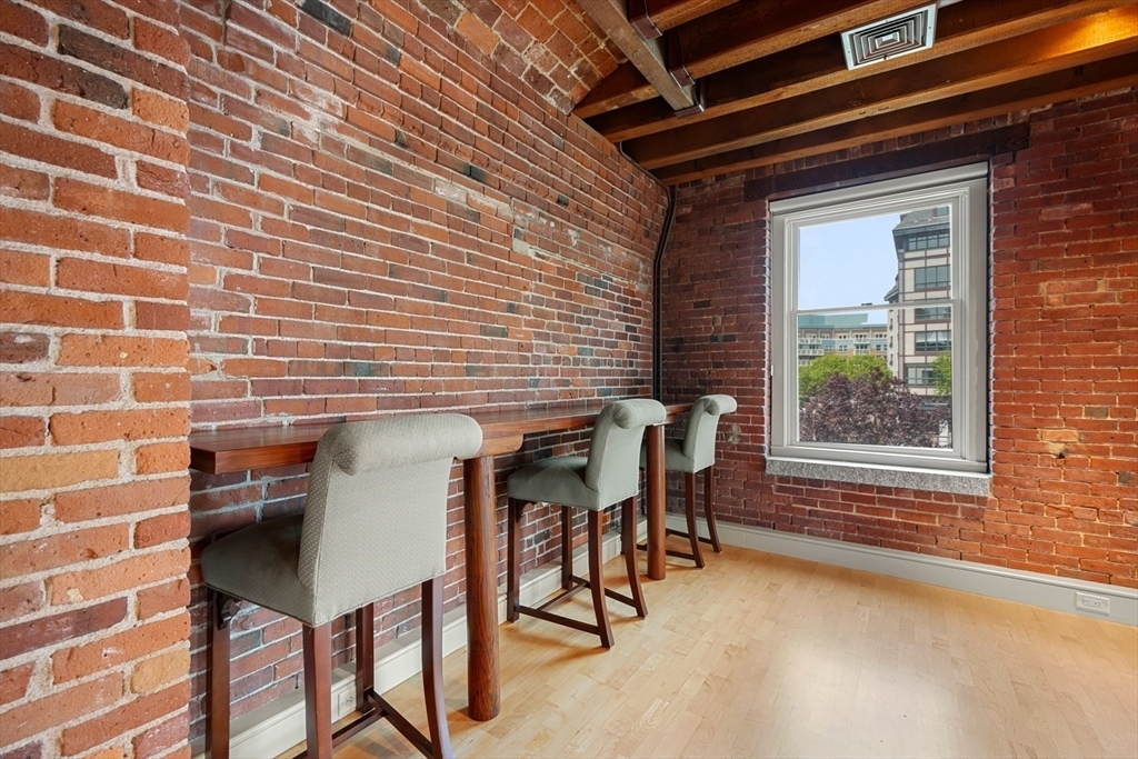 343 Commercial Street - Photo 10