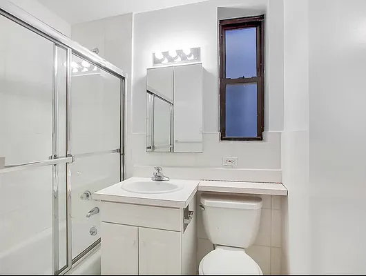 East 46th Street / 3rd ave - Photo 7