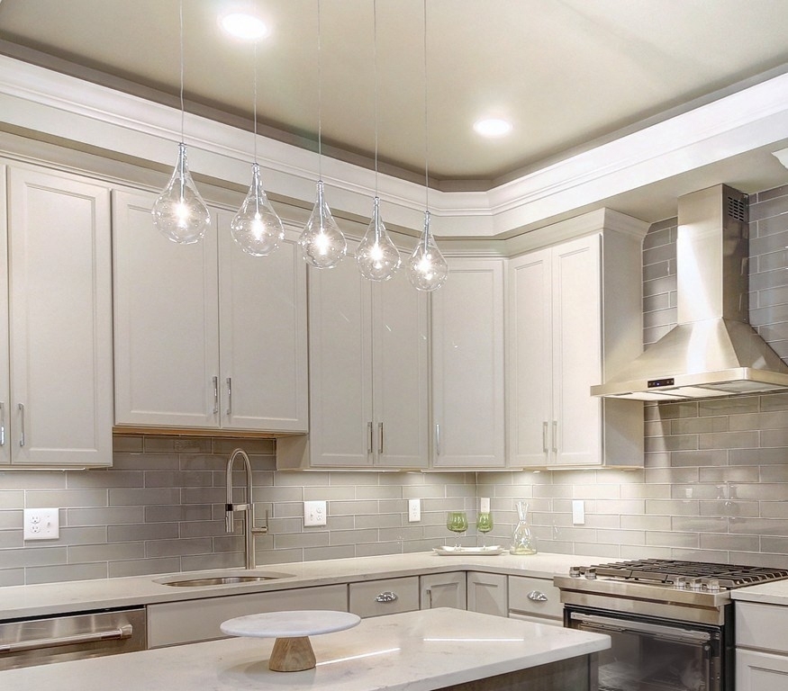 497 East 4th Street - Photo 4