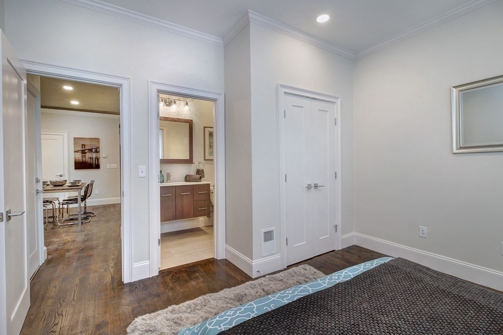 497 East 4th Street - Photo 9