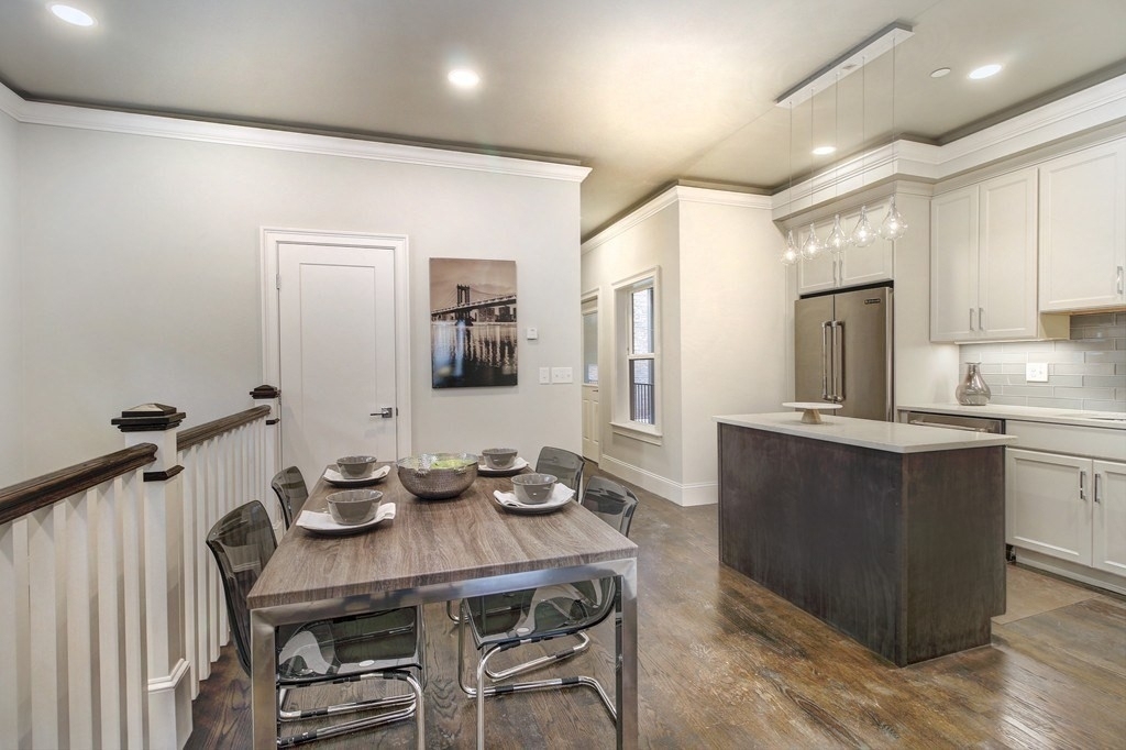 497 East 4th Street - Photo 5