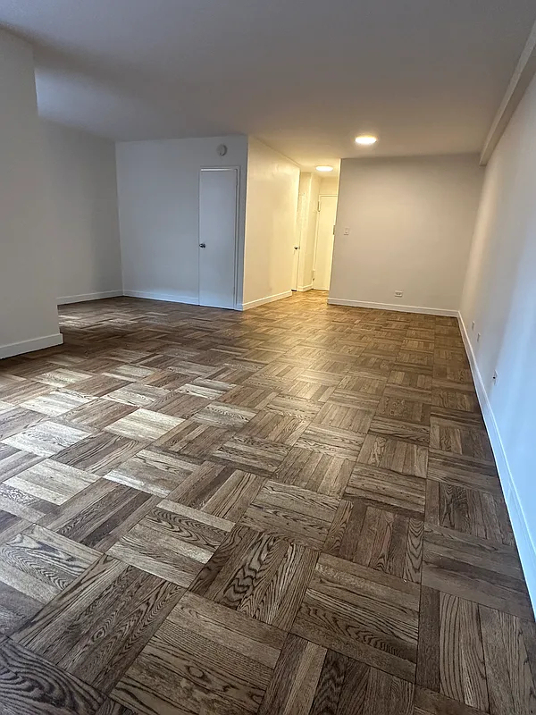 East 79th Street - Photo 1