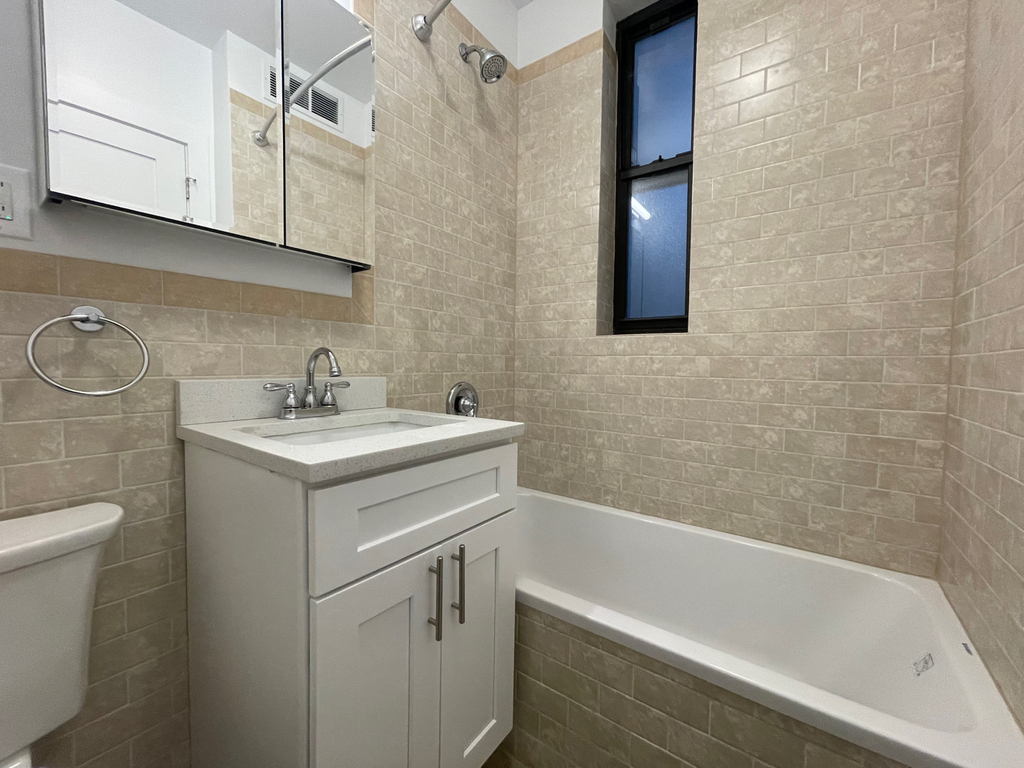 163rd and St Nicholas Avenue - Photo 8