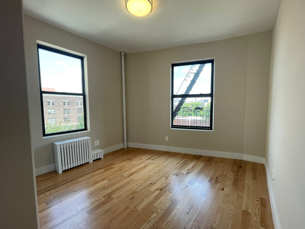 163rd and St Nicholas Avenue - Photo 10