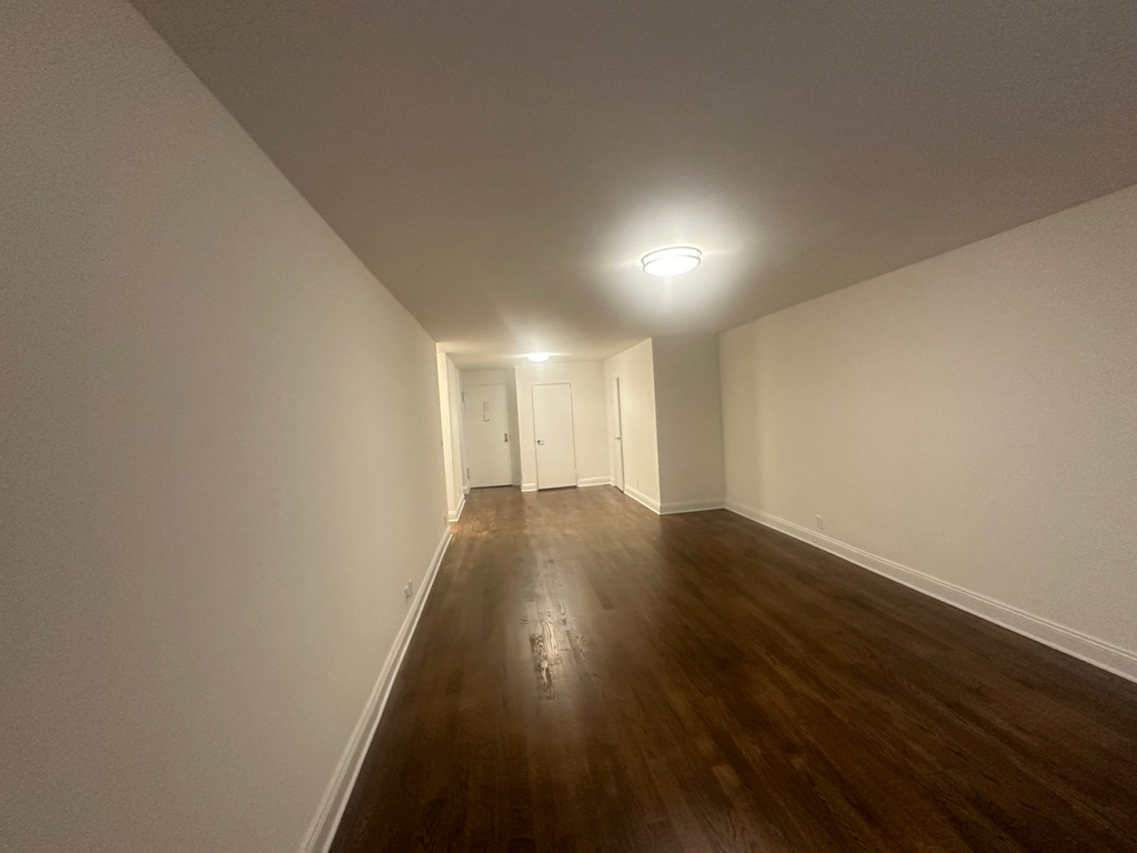 405 East 56th Street - Photo 3