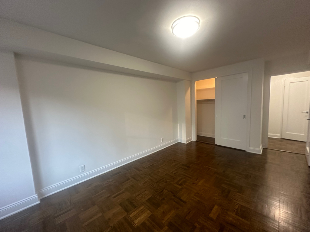 405 East 56th Street - Photo 2