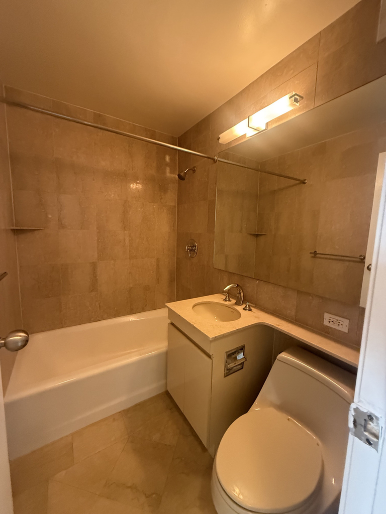 220 East 63rd Street - Photo 9