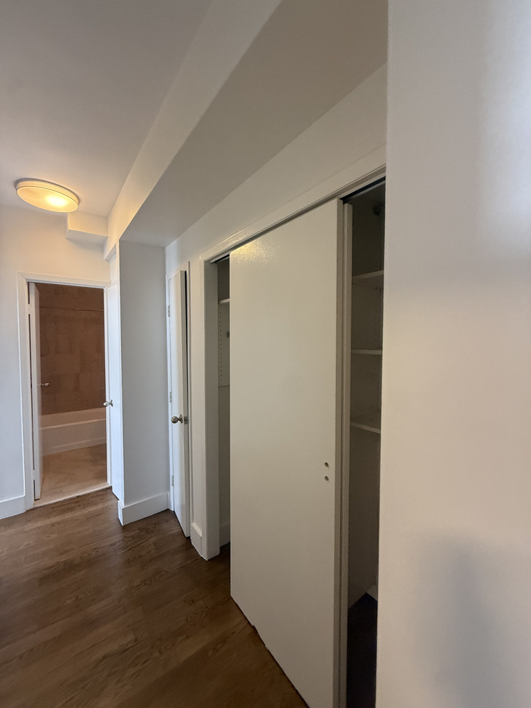 220 East 63rd Street - Photo 7