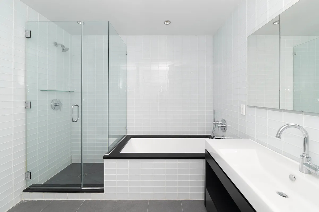 West 54th Street & 11th Avenue  - Photo 4