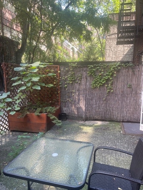 West 30th Street - Photo 15