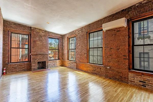9 St Marks Place - Photo 11